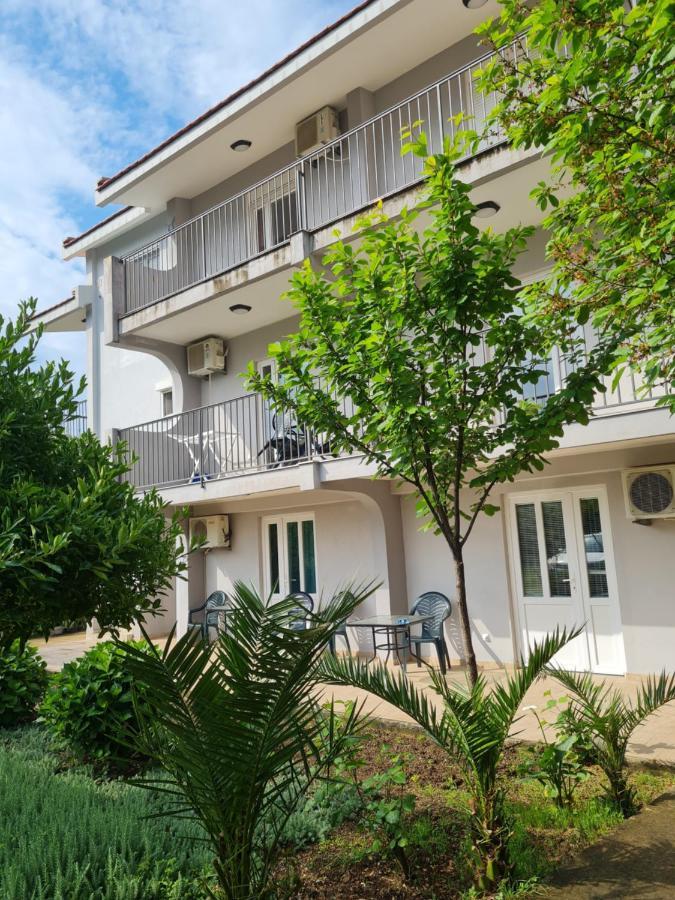 Apartments Macaso Bar Luaran gambar